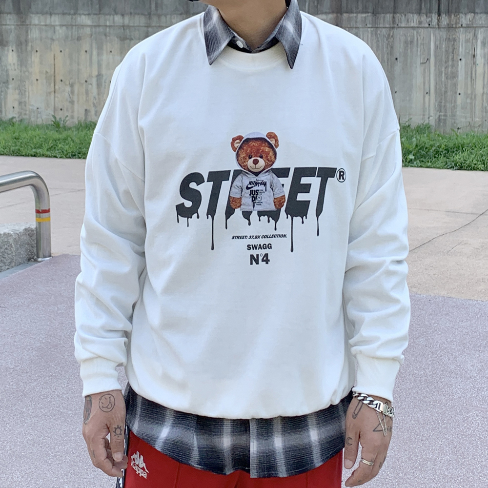 스트릿 베어 맨투맨