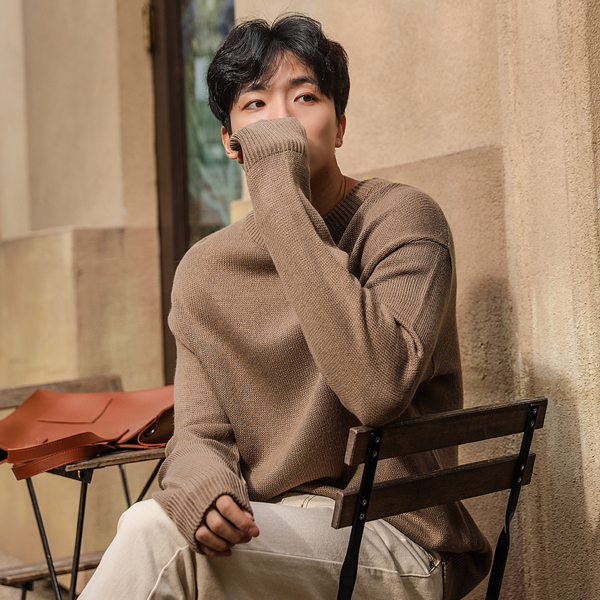 오버핏 베이직 라운드 니트