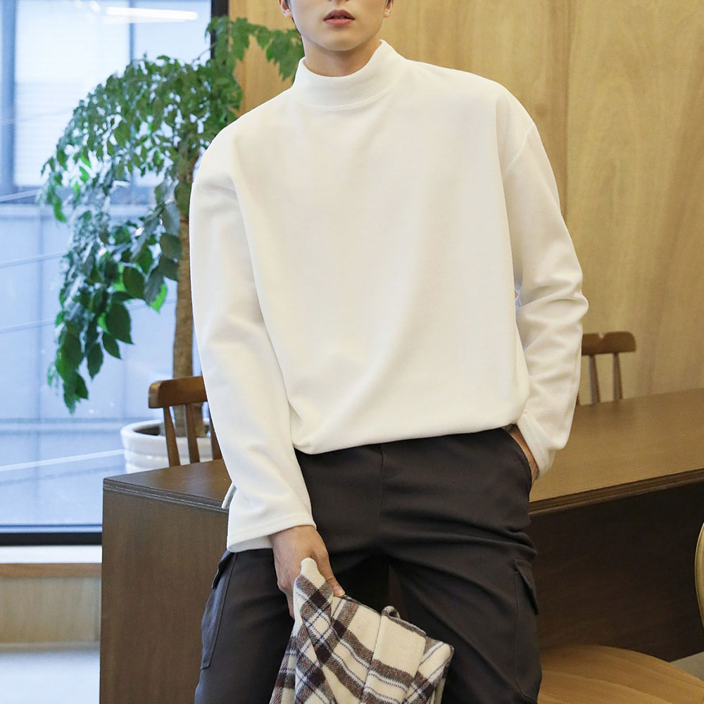 포근한 오버핏 후리스 반폴라